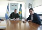 EL INTENDENTE FIRMÓ UN CONVENIO PARA SEGUIR MEJORANDO LOS CAMINOS RURALES 