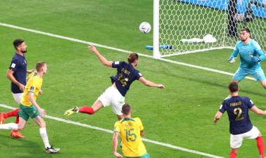 Francia aplastó a Australia en su debut en el Mundial Qatar 2022 y arrancó con el pie derecho la defensa del título