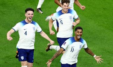 Inglaterra goleó a Gales y avanzó a octavos de final del Mundial 