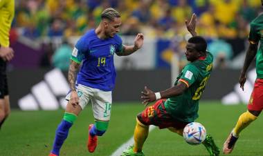 Camerún dio el golpe y le ganó a Brasil en el Mundial 