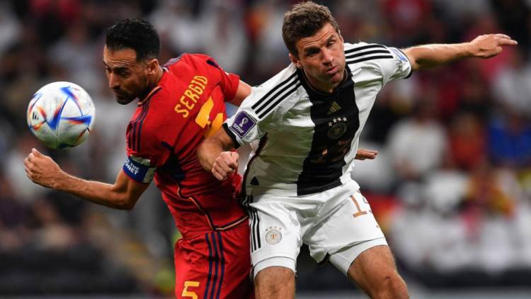 Alemania rescató un empate ante España y sigue vivo en el Mundial