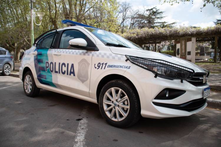 EL MUNICIPIO PRESENTÓ DOS NUEVOS PATRULLEROS PARA FORTALECER LA SEGURIDAD