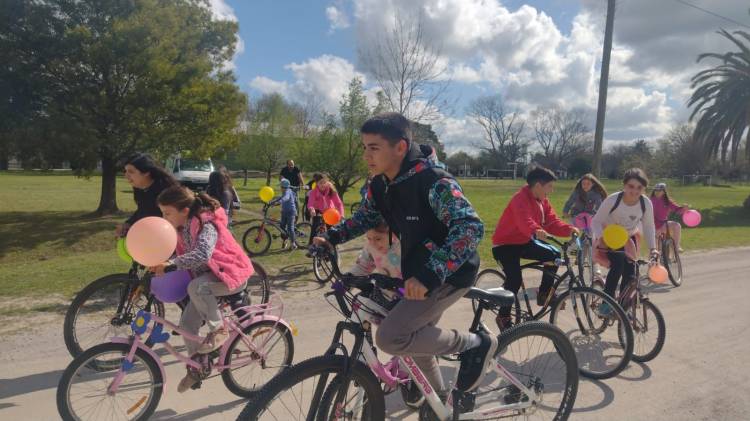 BICICLETEADA PRIMAVERAL EN VIEYTES 