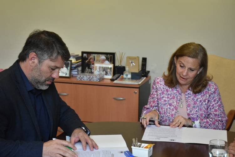 FIRMA CONVENIO UCALP