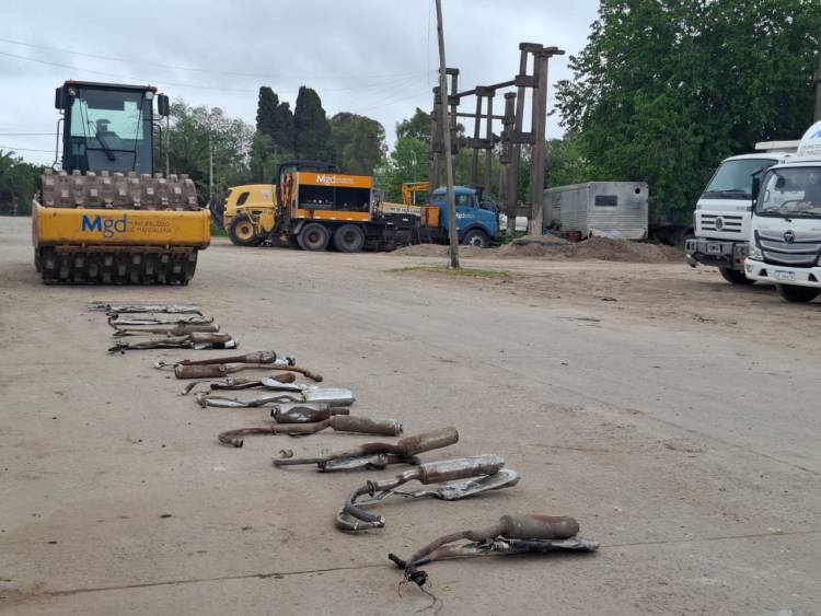 DESTRUCCION DE ESCXAPES ANTIREGLAMETARIOS