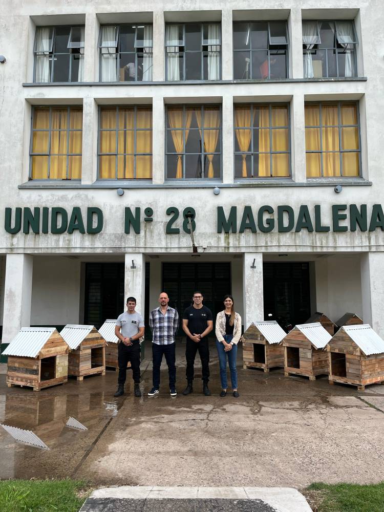 10 NUEVOS CANILES PARA EL REFUGIO MUNICIPAL